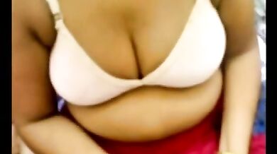 Tamil Girl Gets Nude For His Hubby