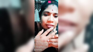 Tamil Aunty Thangam Aka Mukta Valli Instagram Exclusive Photos And Live Video