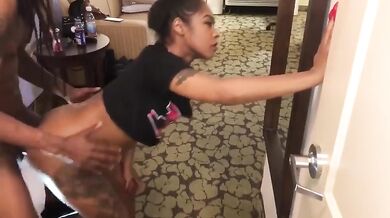 G 20 YO EBONY