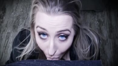 Blonde Slut Sucks