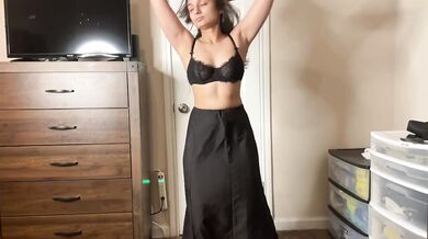 Hindi LIVEGIRLS Bang