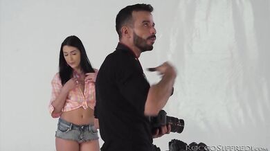 Jessica & Daniela: Teen Anal Threesome