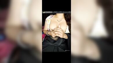 Shreyaaa webcam show