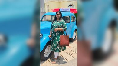 Mallu teacher Sunitha Ganesh gets a jerk tribute