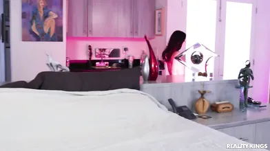 Lulu Takes It All