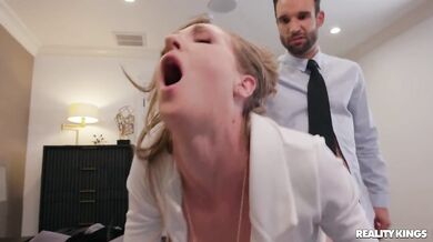 Flexible Babe Ashley Lane Gets Hardly Fucked By Her Boss