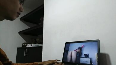 DesHIm IxeD I ASK MY NEIGHBOR THE COMPUTER FOR HELP BUT HE DISCOVER