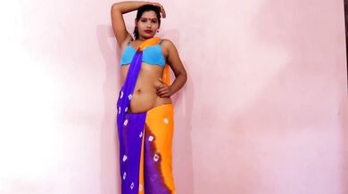 Pinki Tiwari uncut naked