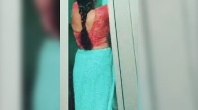 Desi bhabhi dress change2