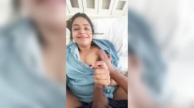 BOYFRIEND KO BLOWJOB DENE HUE MMS