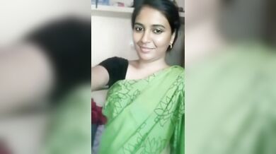 Gouthami Reddy Manthena hot green saree removing blouse & bra nude boobs & pussy