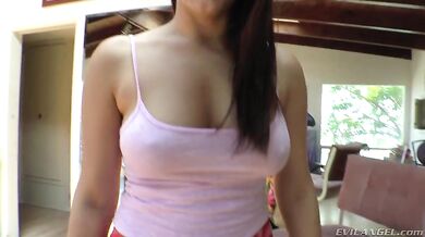 Buttman's Focus: Hot Babes!