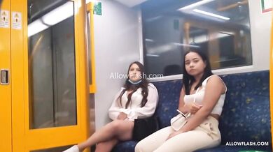 Wow! Friends Liked Looking Bulge Flash Train