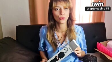 Unboxing da Magic Wand... I came like a Spitting Llama