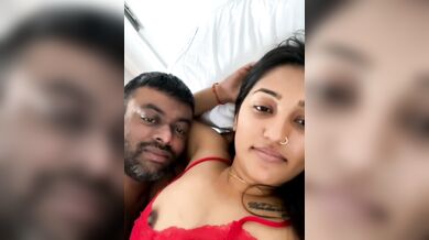 Mallu Couple Aurora Maharaj Boobs Sucking