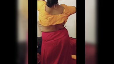 Aunty sexy dress change