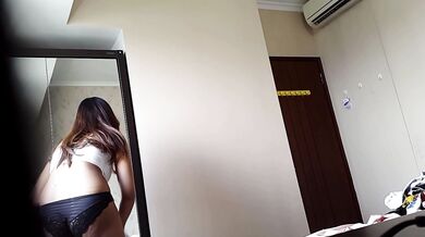 Voyeur Indo Casting Model Changing Room And Bathroom - 10