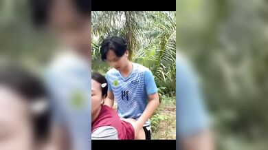 Ngewe Sama Anak Di Kebun Sawit Indonesia Crot Dalam
