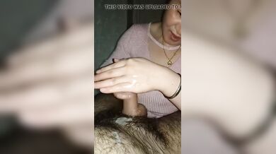 Vietnamese Woman Hanjob Massage