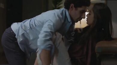 Sobhita Dhulipala Ass Grab