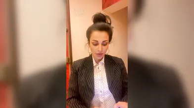 Flora Saini Take It Off Live