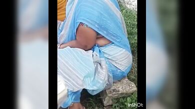 Bhabhi navel bending