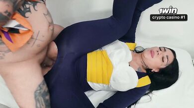 Veguetta sits astride Master Roshi's prick and gobbles all his spunk - super-hot