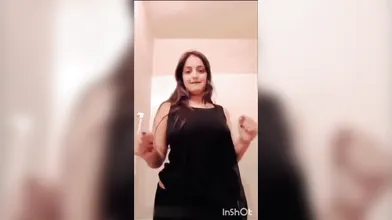 BEAUTIFUL BABE SQUEEZING BIG BOOBIES & FINGERING PINK MEATY PUSSY