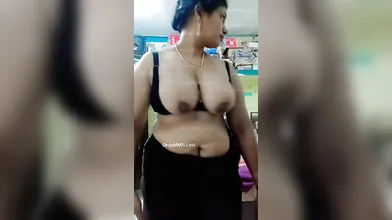 Tamil beautiful aunty