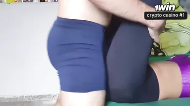 Leggings assjob, doggystyle encoxada jizz in pants, jizzing on leggings