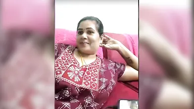Hottest Tamil Bautyful Wife With Sexy Nighty Clear Audio