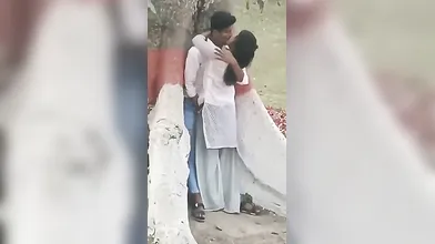Viral Tamil College Lover Outdoor Romance Secretly Recorded