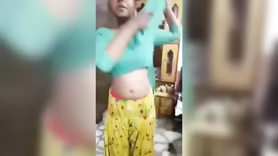 Virgin Desi Girl Small Boobs And Pussy