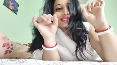 Sumi White Saree - 18