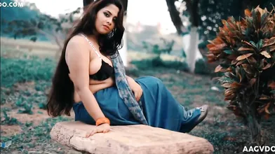 Parna-saree Fashion