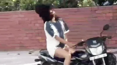 Viral Jaipur Video Of xxx Girl Stripping Naked On Busy Road & Causing Wild Ruc