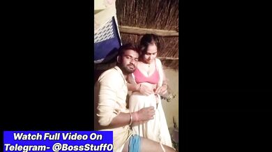 Sharmili dehati bhabhi lund chusti hai lover ke ghar jakar