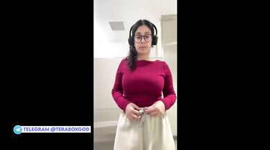 Pretty Pakistani NRI Girl Becomes Submissive Slave Telegram @PremiumX55