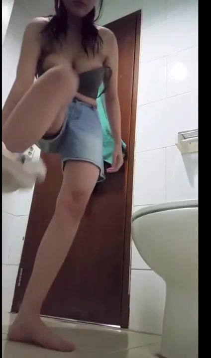 Voyeur Indonesia Casting Model Changing Room And Bathroom - 33