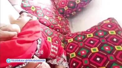Muslim husband apni wife ki boobs chuste hue maje mein. Telegram @PremiumX55