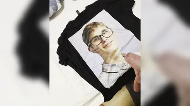 Cumshot tribut on hot printed Lucas scholle