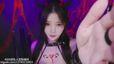 Yoonying RP 魅魔在 21 世纪的生活