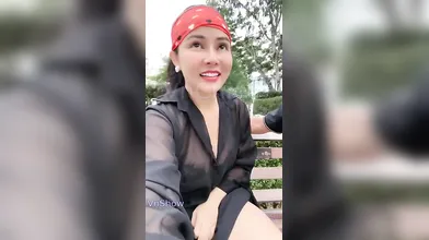 Hà My MMlive Gần Mực Thì đen , Gần Công Viên Thì Public Thủ Dâm Show Lồn Vú Cực Ngon