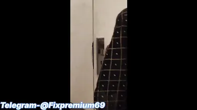 Sexy girl chudi delivery boy ka lund ko chuske