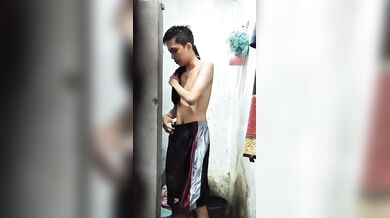 ngintip temen kos mandi