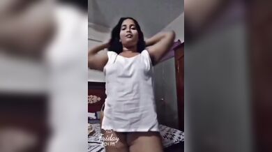 Gouthami reddy manthena removing dress and showing black sexy bra in bedroom vid