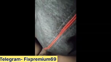 Bade boobs wali ladki k boobs ko daba choda hairy tight chut ko