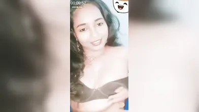 Gouthami reddy manthena showing her nude milky boobs to husband friend in paid video call ???