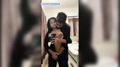 Girlfriend big boobs pressing sex mms tape in hotel Telegram @ZodxKing