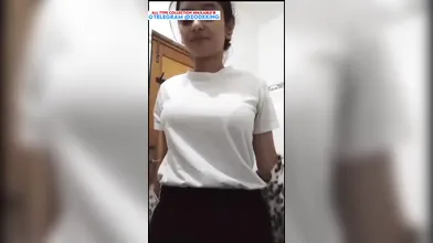 Beautiful girl Indian nude big boobs and sexy pussy video call xxx Telegram @ZodxKing